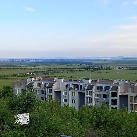 в комплексе сансет кошарица,солнечный берег Apartman