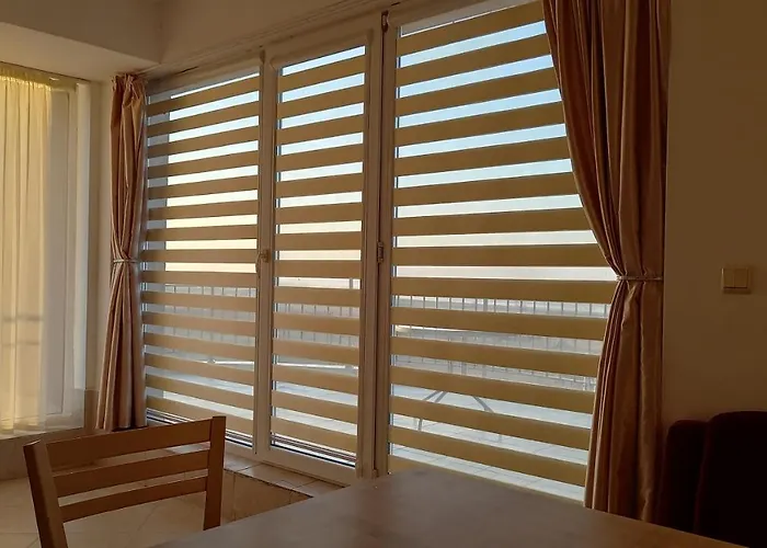 в комплексе сансет кошарица,солнечный берег